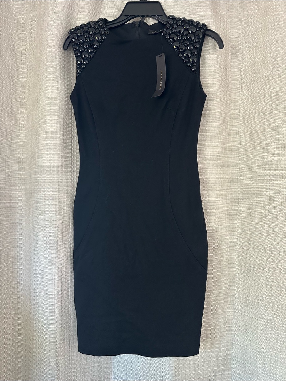 Cynthia Steffe Black Beaded Shoulder Sheath mini Dress size 0 ponti strech